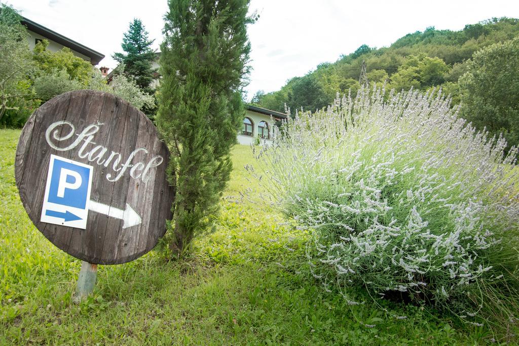 Turisticna Kmetija Stanfel Villa Podsabotin Bagian luar foto